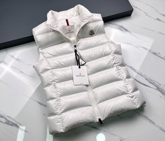 M Gilet