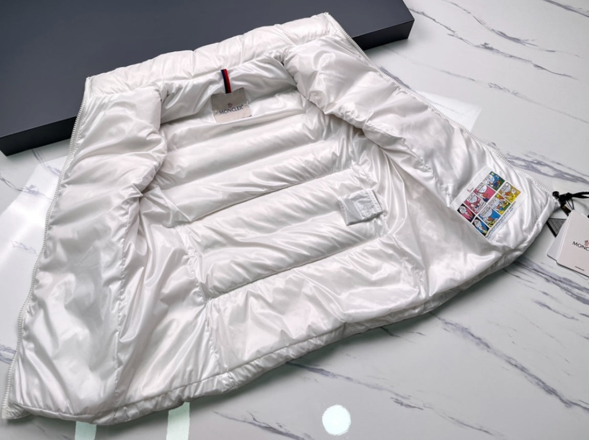 M Gilet